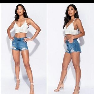 B-22 LOW PRICE ALERT ❗️PARISIAN Crochet crop top with plunge neck